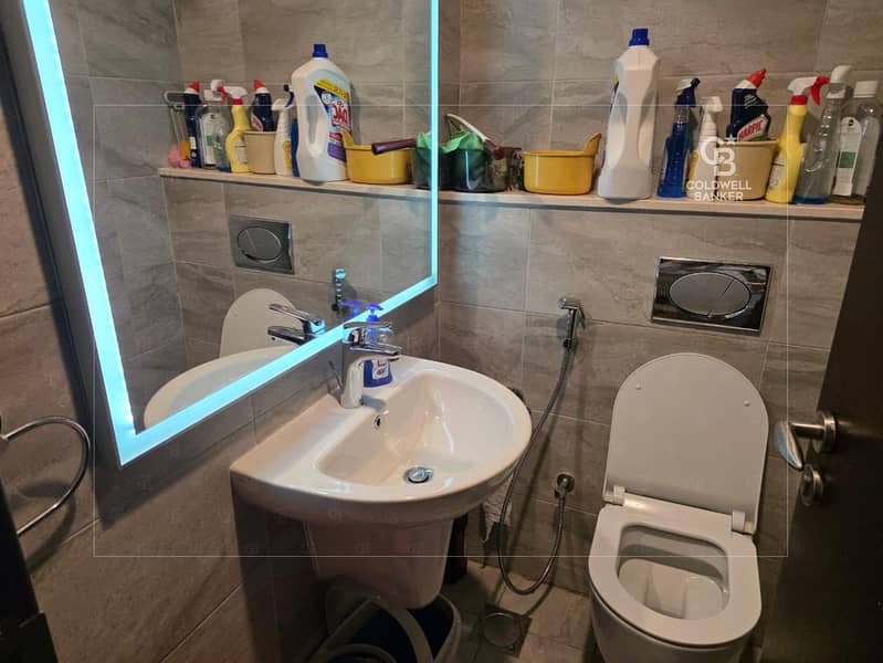 Investor Deal | Spacious | High Floor - Image 10