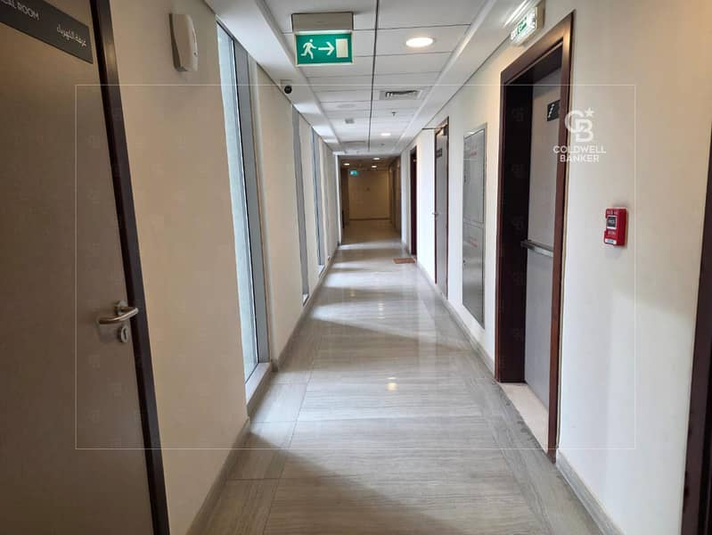 Investor Deal | Spacious | High Floor - Image 18