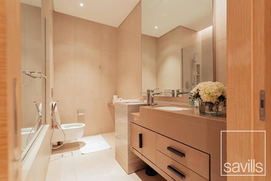 Vacant | Large Layout | Sea View - Image 10