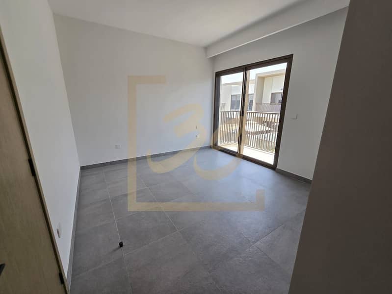 Ready to Move | Big Plot | Lowest Price - Image 12