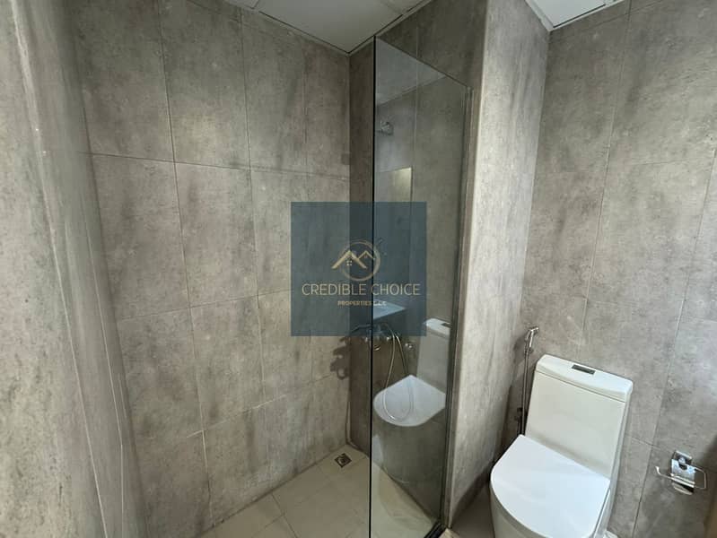 HUGE BALCONY | NEAR BUS STOP | NEAR METRO | POOL | VACANT | READY - Image 13