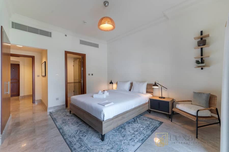 Pool level | Unfurnished | Large terrace - Image 10