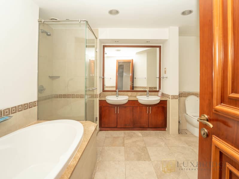 Vacant in February | Unfurnished | Sea View - Image 14