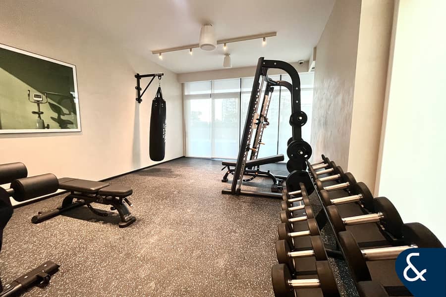 Vacant Unit | Corner Layout | Brand New - Image 9