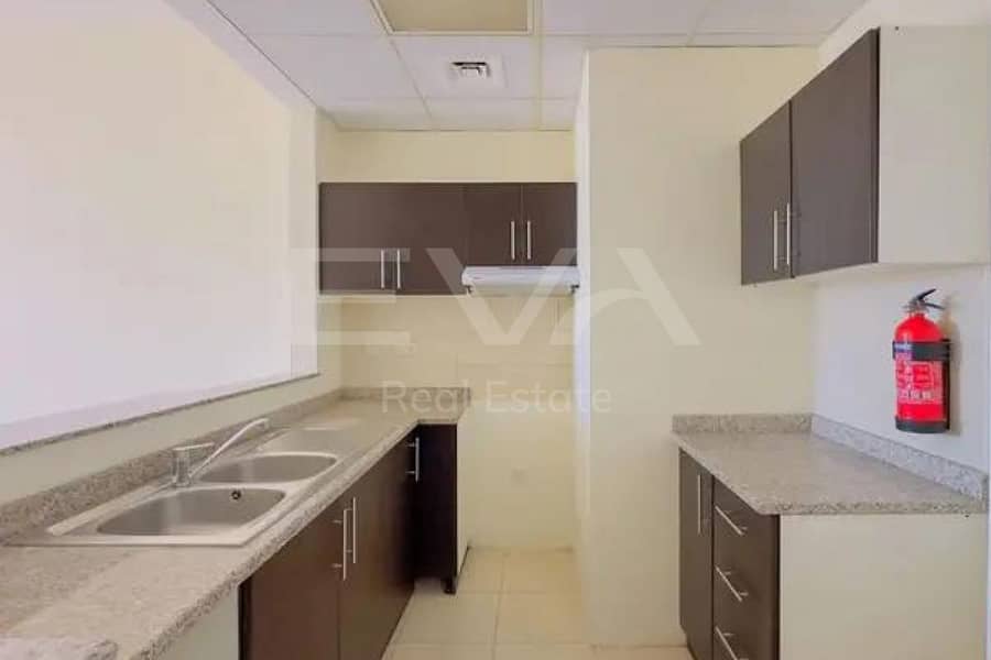 Unfurnished | Community View | Vacant - Image 7