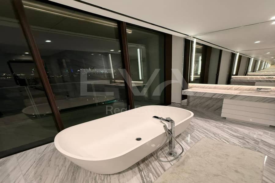 Luxury 2BR Apartment | Palm View | Upgraded - Image 16