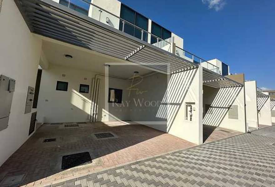 4-Beds For Sale | Spacious lay out | Good Location