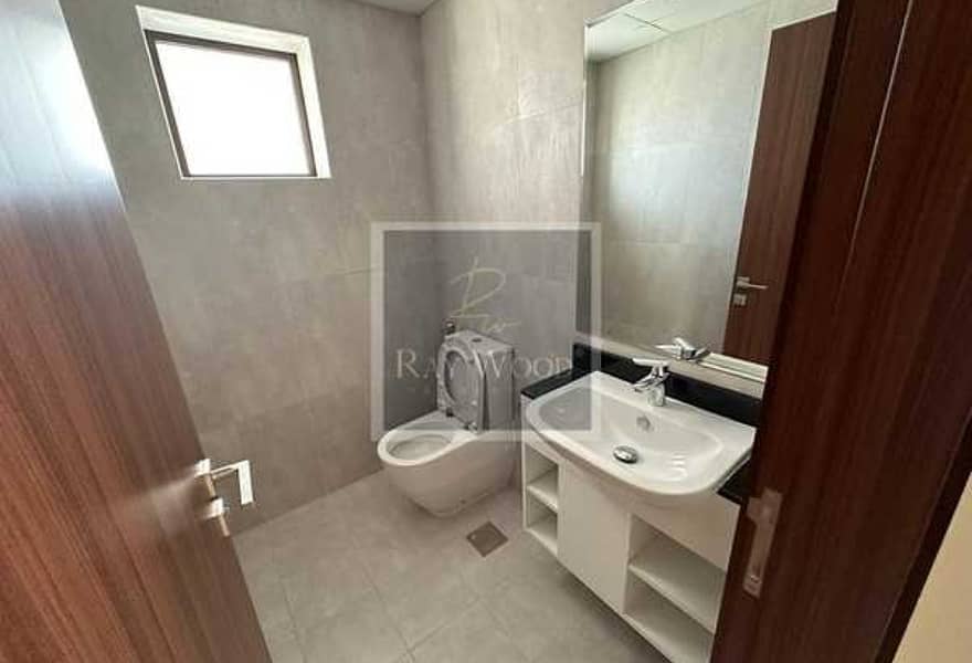 4-Beds For Sale | Spacious lay out | Good Location - Image 11