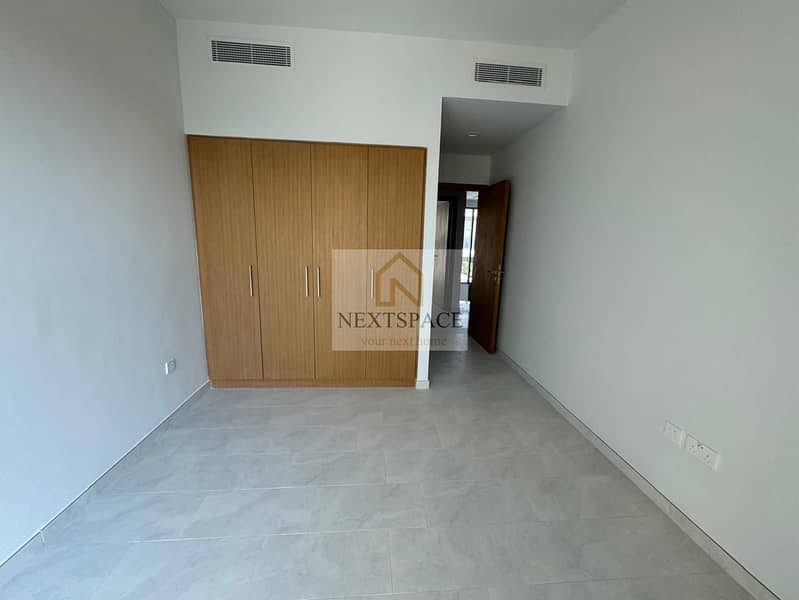 3BR+Maid’s Townhouse Villa For Rent in Villanova La Rose 5