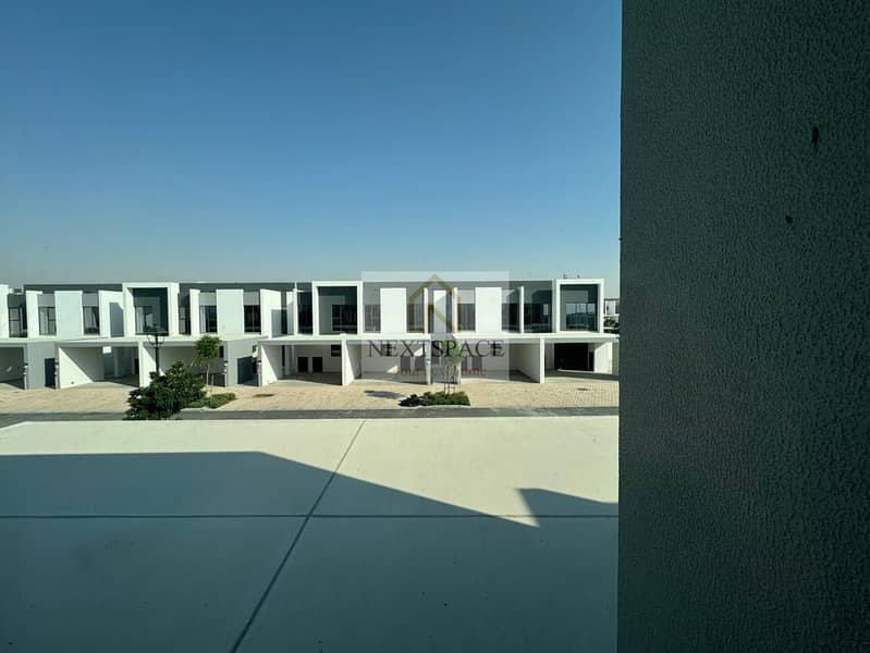 3BR+Maid’s Townhouse Villa For Rent in Villanova La Rose 5 - Image 8