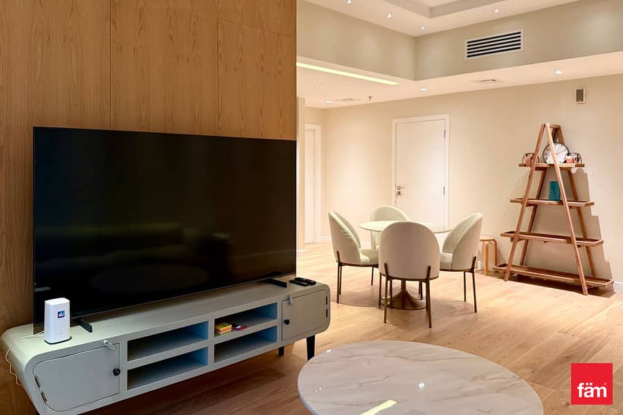 Highend Upgraded | Corner Unit| Landmark View