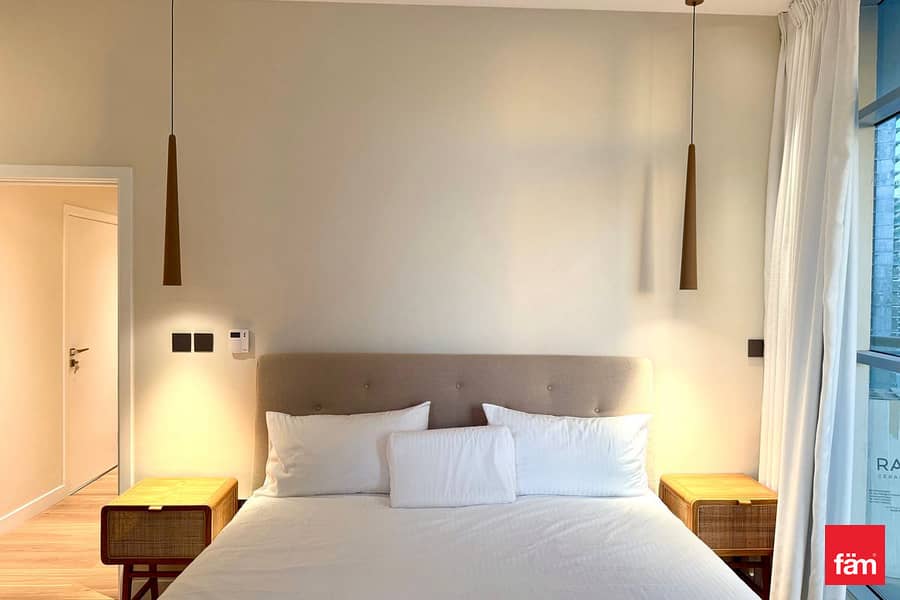 Highend Upgraded | Corner Unit| Landmark View - Image 11