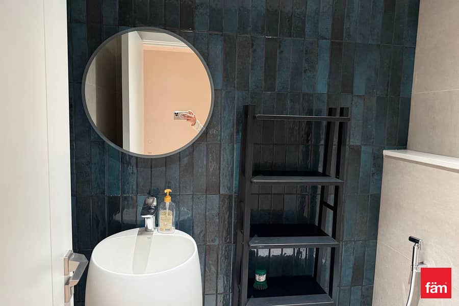 Highend Upgraded | Corner Unit| Landmark View - Image 18