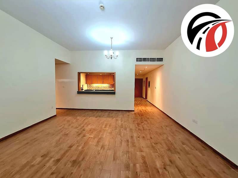 Sepicious Chiller Free 2Bhk Apt with All facilities