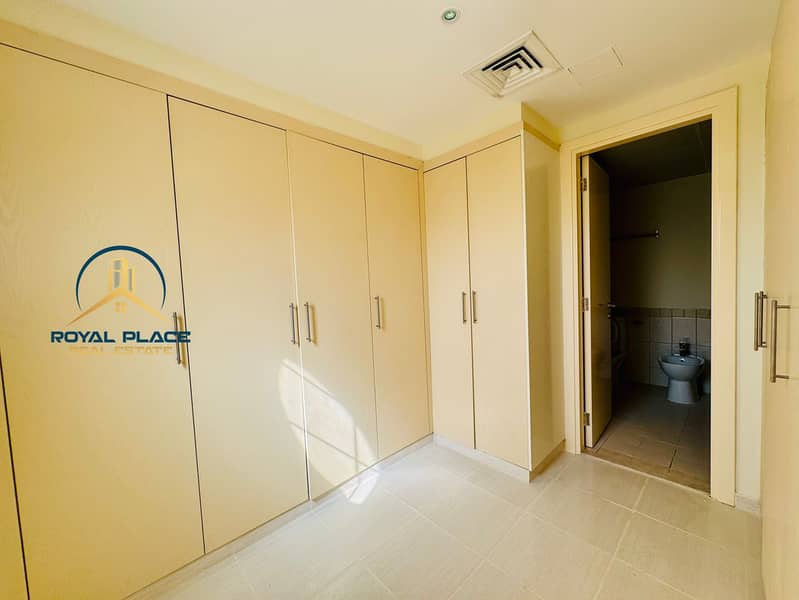 FULL LAKE VIEW | 2E | SPECIOUS LAYOUT |VACANT - Image 13