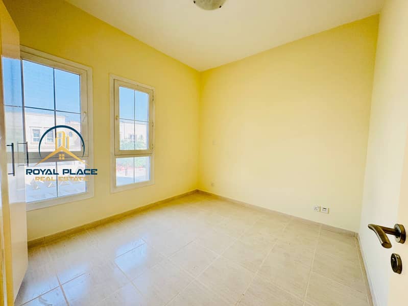 FULL LAKE VIEW | 2E | SPECIOUS LAYOUT |VACANT - Image 16