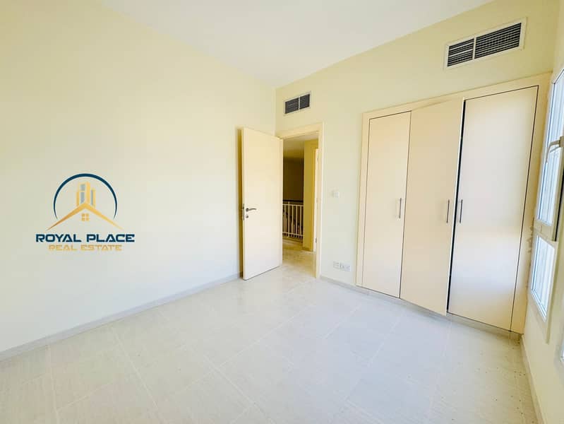 FULL LAKE VIEW | 2E | SPECIOUS LAYOUT |VACANT - Image 17