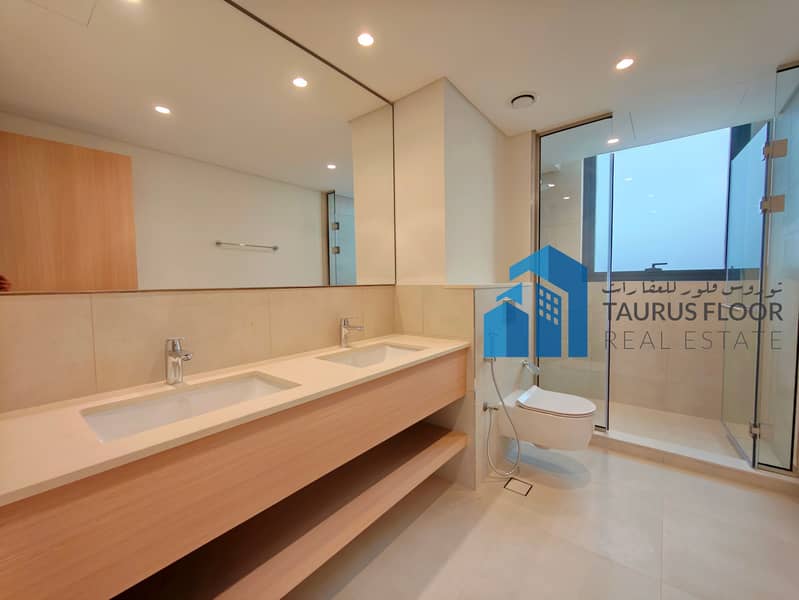 4BR +Maidroom|| Central Park|| Best in Class Amenities - Image 20