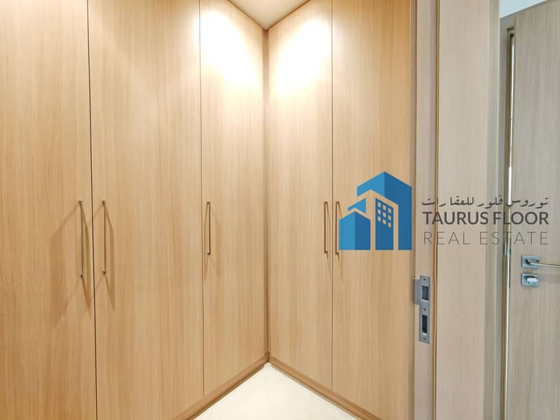 4BR +Maidroom|| Central Park|| Best in Class Amenities - Image 29