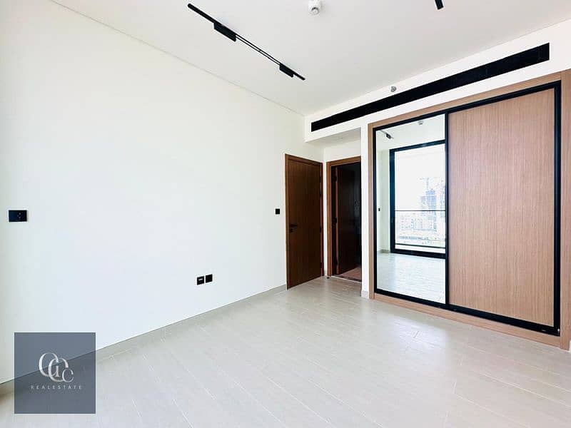 Spacious Lay out and Balcony | Community View