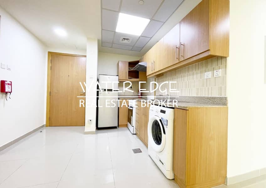 Exclusive | Vacant On Transfer | 2 Bath