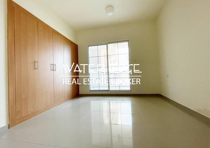 Exclusive | Vacant On Transfer | 2 Bath - Image 7