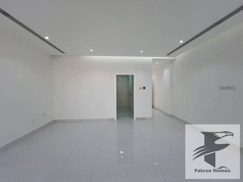 Spacious 7BR Modern Style Villa with Big Yard - Image 19