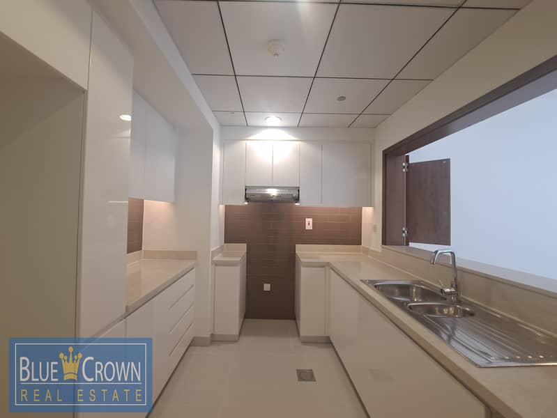 OPEN BRIGHT VIEW!!LAVISH 2BHK WITH BALCONY NEAR METRO