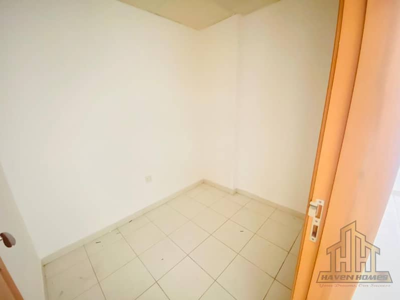 Spacious 2-Bedroom + Maid’s Room with Dual Parking in Ruby Residence, DSO - Image 12