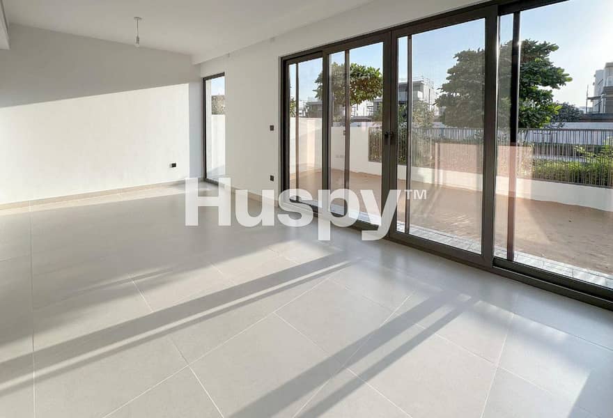 Entertainment Sky Suite | Internal | Open Kitchen