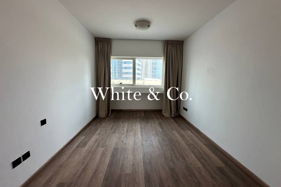 Unfurnished Apt | Upgraded | Vacant Now - Image 8