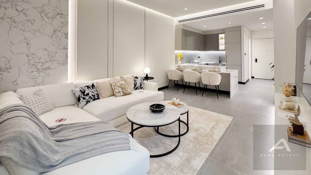 Elegant 1bedroom with Private Jacuzi | Panoramic +Pool View | High ROI