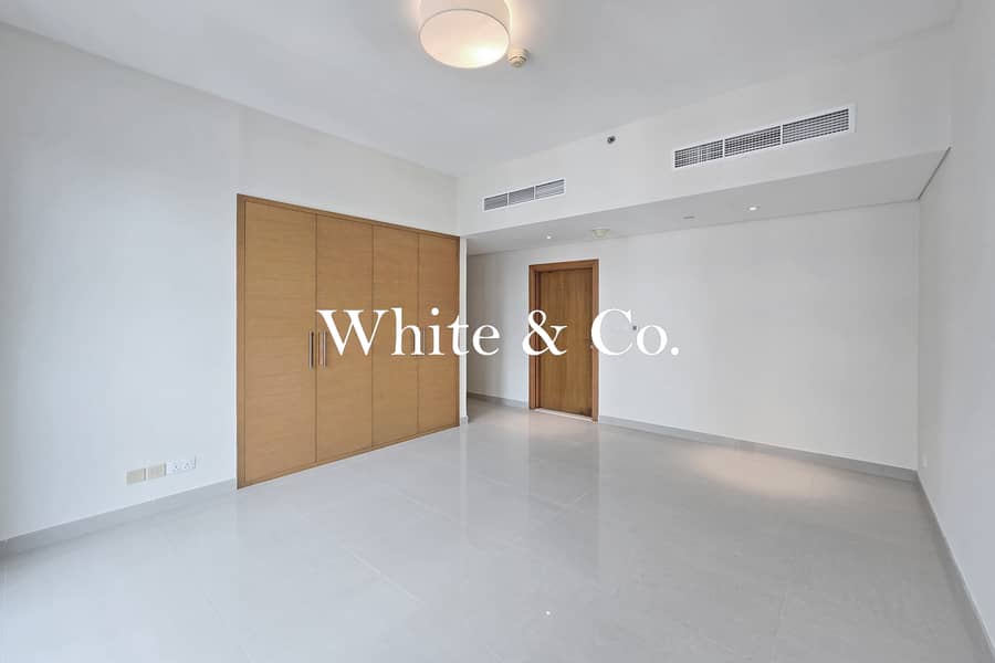 Vacant | High floor | Fountain + Blvd View - Image 6