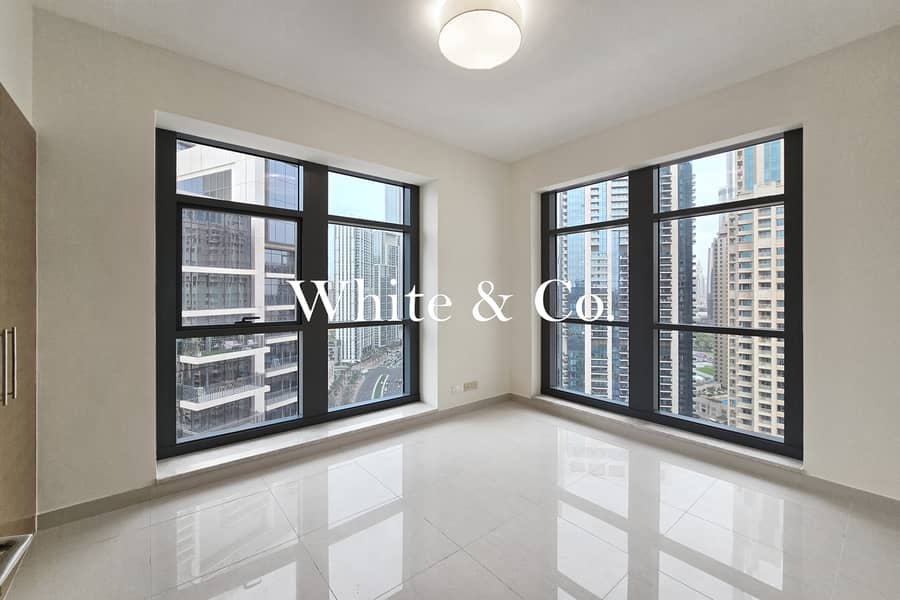 Vacant | High floor | Fountain + Blvd View - Image 7