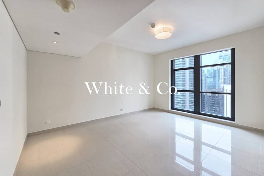 Vacant | High floor | Fountain + Blvd View - Image 12