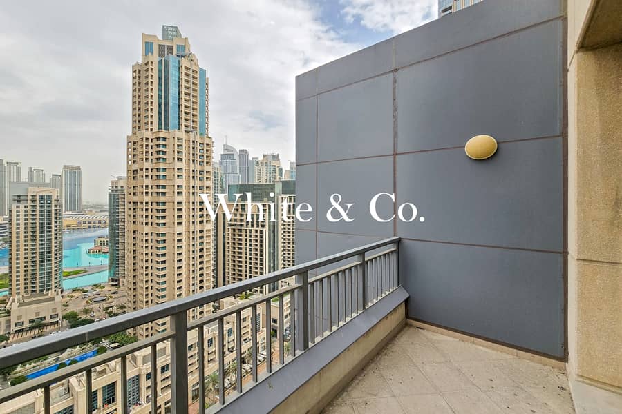 Vacant | High floor | Fountain + Blvd View - Image 14