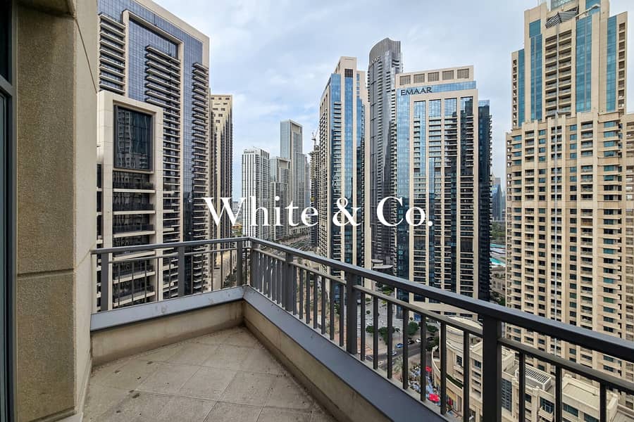 Vacant | High floor | Fountain + Blvd View - Image 15