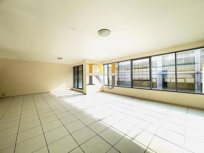 Premium Family 3BHK Apartment | GS8 Mankhool