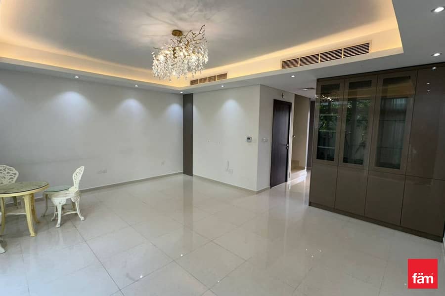 Townhouse For Rent In Damac Hills 2 Corner Unit