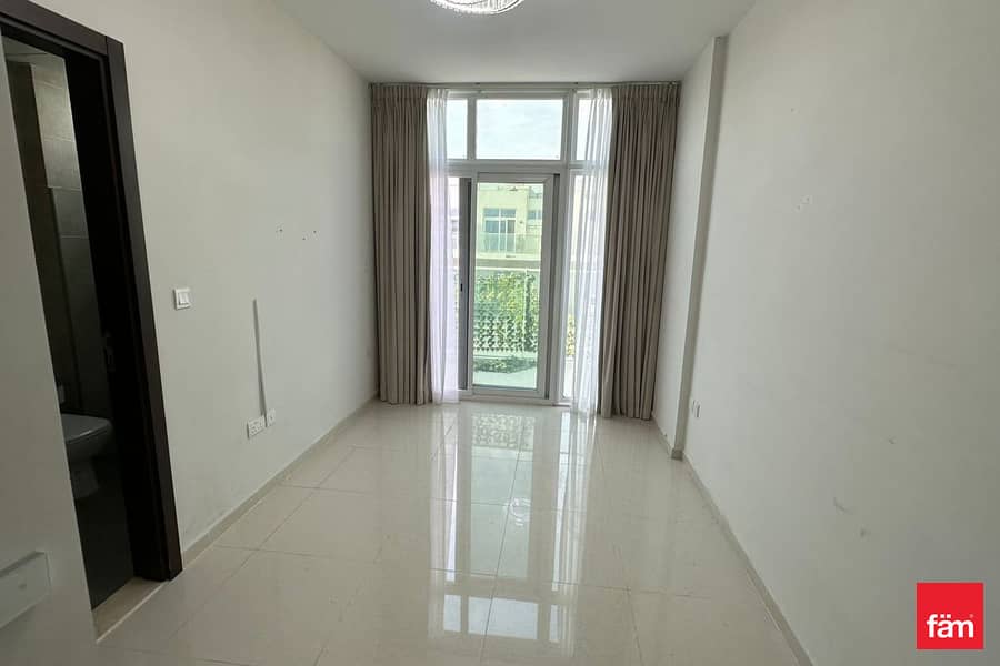 Townhouse For Rent In Damac Hills 2 Corner Unit - Image 6
