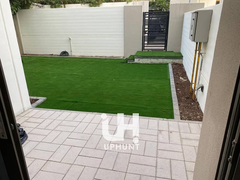 Ready to Move 3 BD+ Maid | Landscaped | Next to Pool | Prime Location | Negotiable Rent | Area Specialist - Image 10