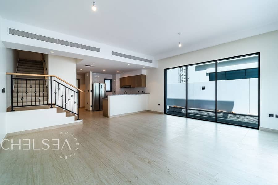 VACANT | LANDSCAPED | MULTIPLE OPTIONS | NEAR PARK