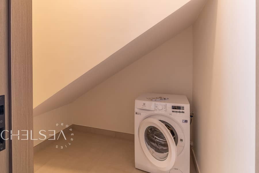 VACANT | LANDSCAPED | MULTIPLE OPTIONS | NEAR PARK - Image 12