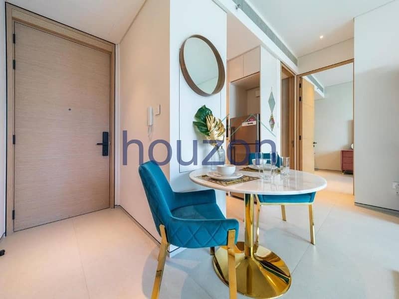 Luxurious + Brand New 1BR | Marina View | Vacant