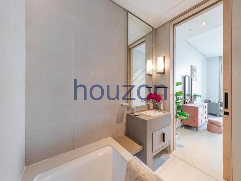 Luxurious + Brand New 1BR | Marina View | Vacant - Image 9