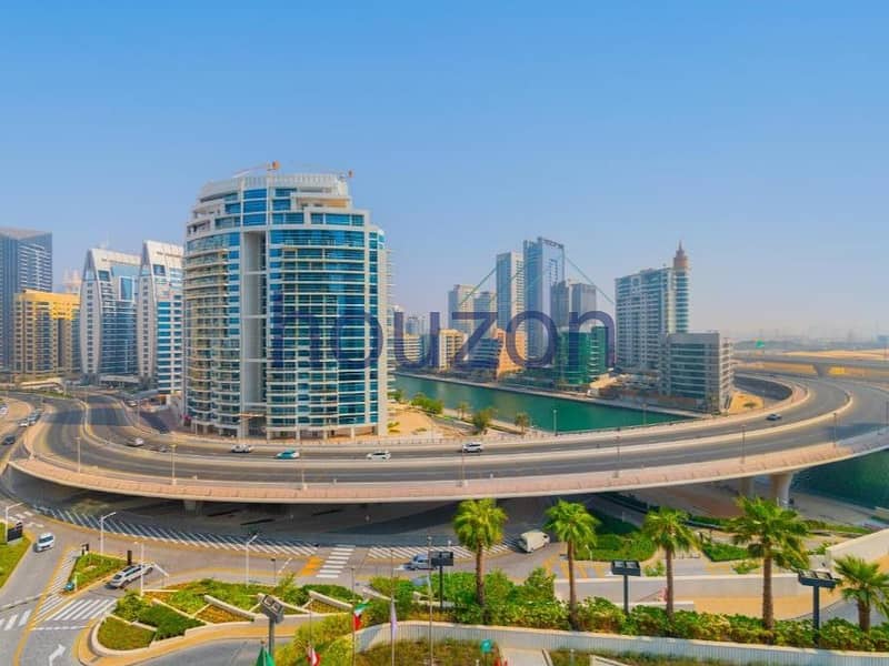 Luxurious + Brand New 1BR | Marina View | Vacant - Image 19