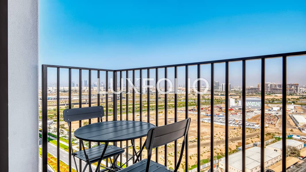 Furnished | Burj View | Corner Unit - Image 13