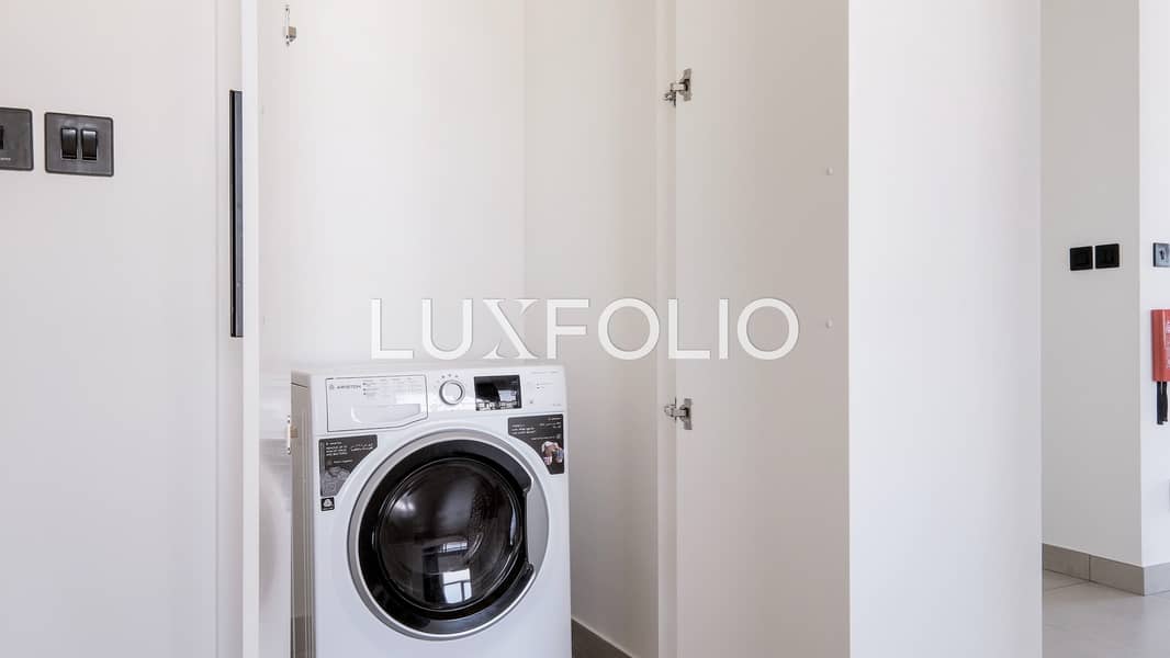 Furnished | Burj View | Corner Unit - Image 14