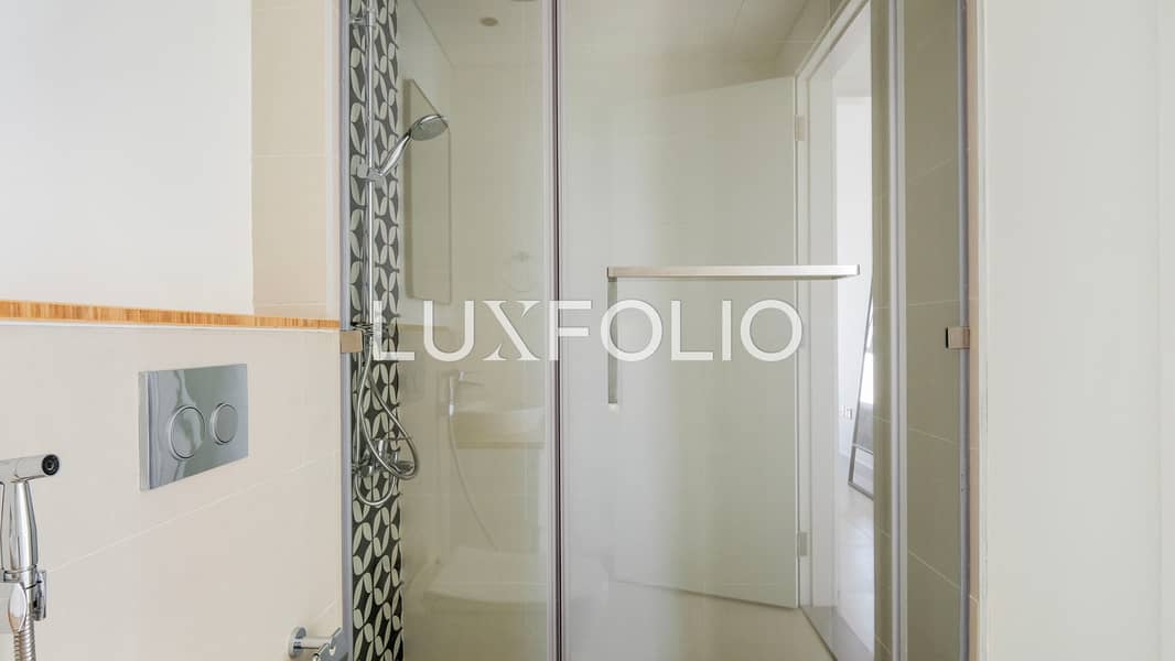 Furnished | Burj View | Corner Unit - Image 15
