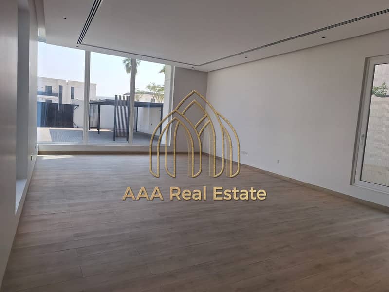 PRIME LOCATION | LUXURIOUS VILLA | SPACIOUSE